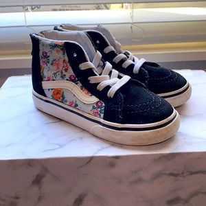 🌺Girls Toddler VANS High Top🌺